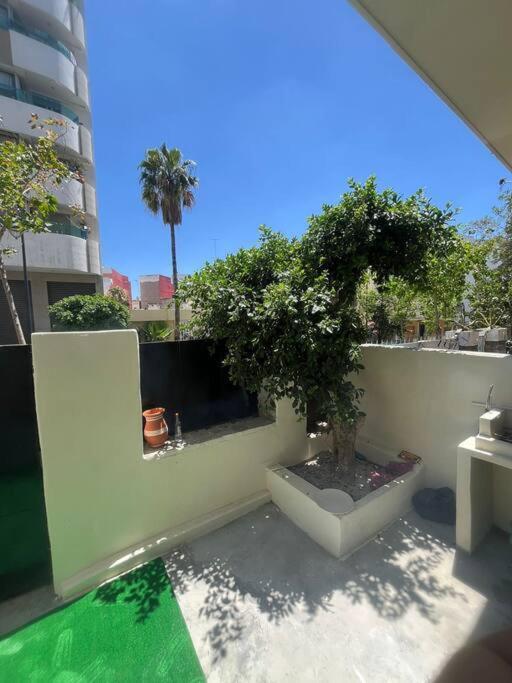 Belle Maison Equipee Rdcet Jardin Tanger Exteriör bild